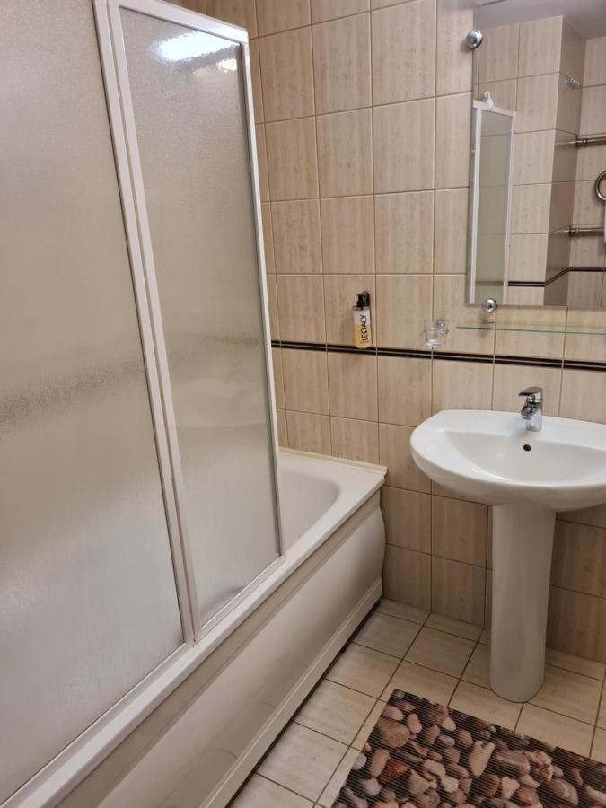 Marine Hotel Jūrkalne Kültér fotó